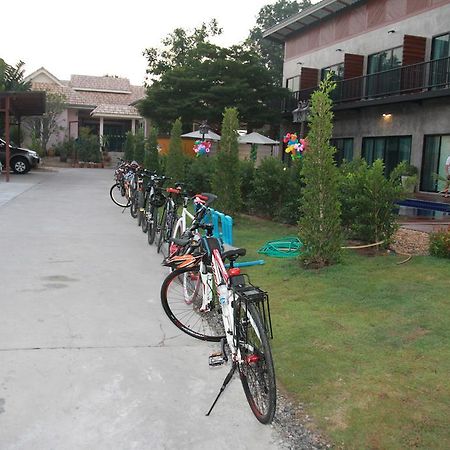 The Bike Loft Family Hostel HHQ Exterior foto