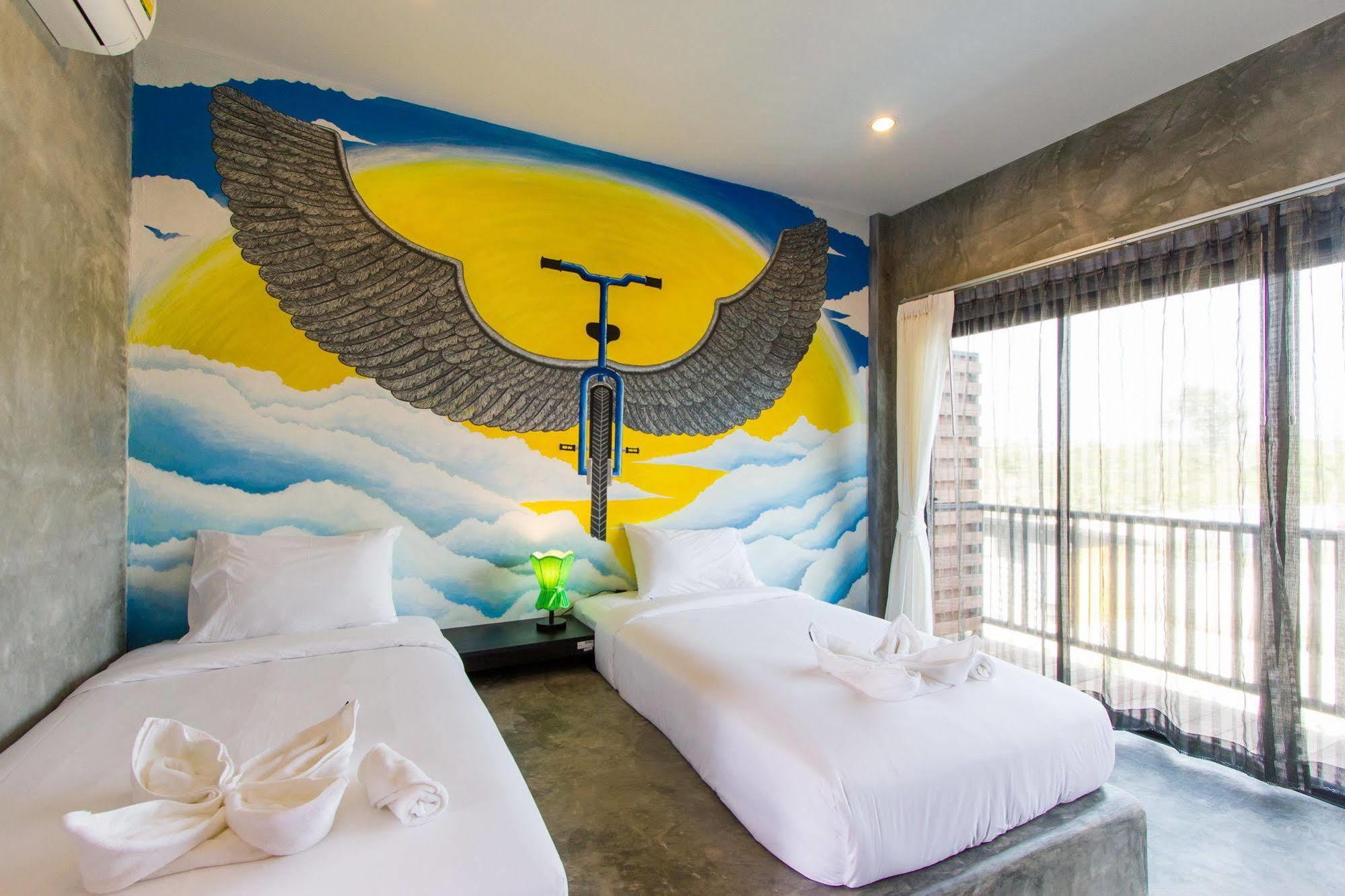 The Bike Loft Family Hostel HHQ Exterior foto